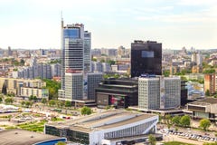 Εναέρια άποψη βασιλικού Plaza, στοά, ξενοδοχείο Doubletree από Hilton, τράπεζες, παλάτι του αθλητισμού Λευκορωσία, Μινσκ, Nemiga, στοκ εικόνα Εναέρια άποψη βασιλικού Plaza, στοά, ξενοδοχείο Doubletree από Hilton, τράπεζες, παλάτι του αθλητισμού Λευκορωσία, Μινσκ, Nemiga, στοκ εικόνα