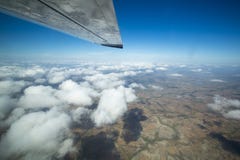 Εναέρια άποψη της χώρας στη Βενεζουέλα πέρα από τα σύννεφα στοκ φωτογραφία Εναέρια άποψη της χώρας στη Βενεζουέλα πέρα από τα σύννεφα στοκ φωτογραφία