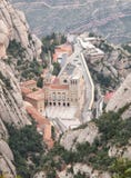 Εναέρια άποψη του μοναστηριού της Σάντα Μαρία de Μοντσερράτ στην Ισπανία στοκ εικόνες με δικαίωμα ελεύθερης χρήσης Εναέρια άποψη του μοναστηριού της Σάντα Μαρία de Μοντσερράτ στην Ισπανία στοκ εικόνες με δικαίωμα ελεύθερης χρήσης