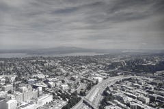 Εναέρια άποψη του στο κέντρο της πόλης ορίζοντα κέντρων της πόλης του Σιάτλ, Ουάσιγκτον, ΗΠΑ στοκ φωτογραφία με δικαίωμα ελεύθερης χρήσης Εναέρια άποψη του στο κέντρο της πόλης ορίζοντα κέντρων της πόλης του Σιάτλ, Ουάσιγκτον, ΗΠΑ στοκ φωτογραφία με δικαίωμα ελεύθερης χρήσης