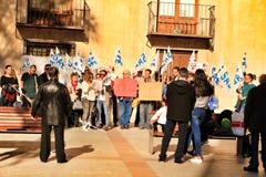 Επίδειξη ενάντια στα μοσχεύματα του υγειονομικού προσωπικού Elche στοκ φωτογραφία με δικαίωμα ελεύθερης χρήσης Επίδειξη ενάντια στα μοσχεύματα του υγειονομικού προσωπικού Elche στοκ φωτογραφία με δικαίωμα ελεύθερης χρήσης