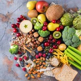 Επιλογή των υγιών πλούσιων vegan τροφίμων πηγών ινών για το μαγείρεμα στοκ φωτογραφίες με δικαίωμα ελεύθερης χρήσης Επιλογή των υγιών πλούσιων vegan τροφίμων πηγών ινών για το μαγείρεμα στοκ φωτογραφίες με δικαίωμα ελεύθερης χρήσης