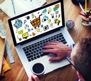 Επιχειρηματίας που εμπορεύεται on-line τις ψηφιακές συσκευές που λειτουργούν την έννοια στοκ εικόνα με δικαίωμα ελεύθερης χρήσης Επιχειρηματίας που εμπορεύεται on-line τις ψηφιακές συσκευές που λειτουργούν την έννοια στοκ εικόνα με δικαίωμα ελεύθερης χρήσης
