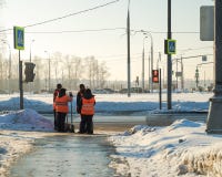 Εργαζόμενοι της Μόσχας Butovo στοκ εικόνα Εργαζόμενοι της Μόσχας Butovo στοκ εικόνα
