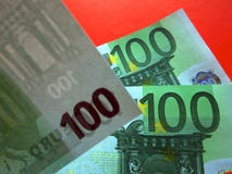 Ευρο- τραπεζογραμμάτια στις διαφορετικές γωνίες Ευρο- τραπεζογραμμάτια στις διαφορετικές γωνίες