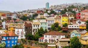 ζωηρόχρωμο valparaiso σπιτιών της Χι στοκ εικόνα με δικαίωμα ελεύθερης χρήσης ζωηρόχρωμο valparaiso σπιτιών της Χι στοκ εικόνα με δικαίωμα ελεύθερης χρήσης