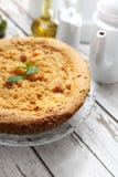 Ζύμη Shortcrust με τη συλλαβισμένη πλήρωση αλευριού και μήλων στοκ φωτογραφία με δικαίωμα ελεύθερης χρήσης Ζύμη Shortcrust με τη συλλαβισμένη πλήρωση αλευριού και μήλων στοκ φωτογραφία με δικαίωμα ελεύθερης χρήσης