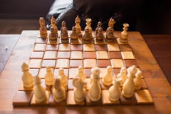 η μαύρη μεταφορά συντρόφων κυριώτερης απώλειας παιχνιδιών τελών σκακιού επιχειρησιακού ελέγχου χαρτονιών μονοχρωματική πέρα από τ στοκ εικόνα με δικαίωμα ελεύθερης χρήσης η μαύρη μεταφορά συντρόφων κυριώτερης απώλειας παιχνιδιών τελών σκακιού επιχειρησιακού ελέγχου χαρτονιών μονοχρωματική πέρα από τ στοκ εικόνα με δικαίωμα ελεύθερης χρήσης