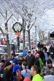 Η οικογένεια, οι φίλοι και οι ξένοι σύλλεξαν για το ετήσιο τρέξιμο του Christopher Dailey Τουρκία, Saratoga Springs, Νέα Υόρκη, τ στοκ εικόνες Η οικογένεια, οι φίλοι και οι ξένοι σύλλεξαν για το ετήσιο τρέξιμο του Christopher Dailey Τουρκία, Saratoga Springs, Νέα Υόρκη, τ στοκ εικόνες