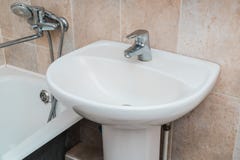 Η φωτογραφία ενός νεροχύτη σε ένα λουτρό στοκ φωτογραφίες με δικαίωμα ελεύθερης χρήσης Η φωτογραφία ενός νεροχύτη σε ένα λουτρό στοκ φωτογραφίες με δικαίωμα ελεύθερης χρήσης