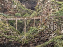 Θεαματική άποψη μιας γέφυρας πέρα από ένα barranco EN tenerife στοκ φωτογραφίες Θεαματική άποψη μιας γέφυρας πέρα από ένα barranco EN tenerife στοκ φωτογραφίες