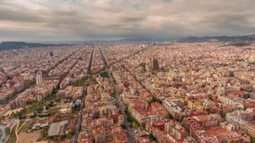 Θερινής ημέρας της Βαρκελώνης χρονικό σφάλμα Ισπανία πανοράματος εικονικής παράστασης πόλης εναέριο 4k απόθεμα βίντεο Θερινής ημέρας της Βαρκελώνης χρονικό σφάλμα Ισπανία πανοράματος εικονικής παράστασης πόλης εναέριο 4k απόθεμα βίντεο