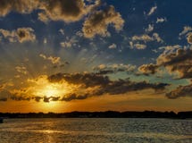Θερινό ηλιοβασίλεμα Chincoteague στοκ φωτογραφίες Θερινό ηλιοβασίλεμα Chincoteague στοκ φωτογραφίες