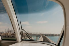3 Ιανουαρίου 2019 Φωτογραφία του νησιού φοινικών του Ντουμπάι που βλέπει από μέσα από το τραίνο, Ηνωμένα Αραβικά Εμιράτα στοκ φωτογραφίες με δικαίωμα ελεύθερης χρήσης 3 Ιανουαρίου 2019 Φωτογραφία του νησιού φοινικών του Ντουμπάι που βλέπει από μέσα από το τραίνο, Ηνωμένα Αραβικά Εμιράτα στοκ φωτογραφίες με δικαίωμα ελεύθερης χρήσης