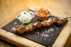 Ιβηρικό χοιρινό κρέας shish kebab στοκ εικόνες με δικαίωμα ελεύθερης χρήσης Ιβηρικό χοιρινό κρέας shish kebab στοκ εικόνες με δικαίωμα ελεύθερης χρήσης