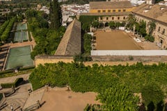 Κήποι Alcazar de Los Reyes Cristianos στην Κόρδοβα, Andal στοκ εικόνες με δικαίωμα ελεύθερης χρήσης Κήποι Alcazar de Los Reyes Cristianos στην Κόρδοβα, Andal στοκ εικόνες με δικαίωμα ελεύθερης χρήσης