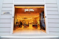Κατάστημα κοσμήματος Follie Folli στο σύνταγμα Αθήνα Ελλάδα οδών Ermou στοκ εικόνες Κατάστημα κοσμήματος Follie Folli στο σύνταγμα Αθήνα Ελλάδα οδών Ermou στοκ εικόνες