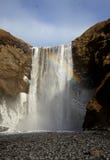 Καταρράκτης Skogafoss στον ποταμό Skougau, στο νότο της Ισλανδίας, στην περιοχή Sydurland στοκ φωτογραφία με δικαίωμα ελεύθερης χρήσης Καταρράκτης Skogafoss στον ποταμό Skougau, στο νότο της Ισλανδίας, στην περιοχή Sydurland στοκ φωτογραφία με δικαίωμα ελεύθερης χρήσης