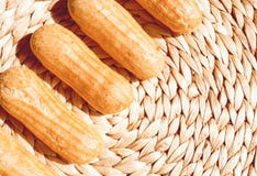 Κενά κοχύλια ECLAIR στοκ φωτογραφία με δικαίωμα ελεύθερης χρήσης Κενά κοχύλια ECLAIR στοκ φωτογραφία με δικαίωμα ελεύθερης χρήσης