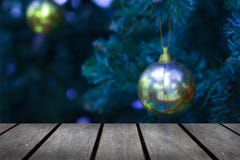 Κενός ξύλινος πίνακας στο κλίμα Χριστουγέννων στοκ φωτογραφίες Κενός ξύλινος πίνακας στο κλίμα Χριστουγέννων στοκ φωτογραφίες