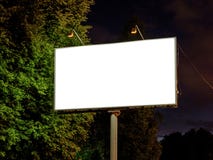 Κενός πλαστός επάνω άσπρος κενός πίνακας διαφημίσεων στοκ φωτογραφίες Κενός πλαστός επάνω άσπρος κενός πίνακας διαφημίσεων στοκ φωτογραφίες