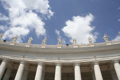Κιονοστοιχία στο τετράγωνο του ST Peter ` s στη Ρώμη στοκ εικόνες Κιονοστοιχία στο τετράγωνο του ST Peter ` s στη Ρώμη στοκ εικόνες