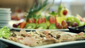 Κρέας και φρούτα απόθεμα βίντεο Κρέας και φρούτα απόθεμα βίντεο