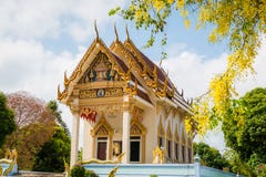 Κύριο παρεκκλησι στο βουδιστικό ναό Wat Kunaram Koh Samui, στοκ εικόνα Κύριο παρεκκλησι στο βουδιστικό ναό Wat Kunaram Koh Samui, στοκ εικόνα