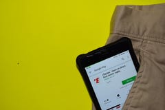 Λ “Equipe - αθλητικός EN άμεσος: πόδι, αντισφαίριση, εφαρμογή ράγκμπι dev στην οθόνη Smartphone στοκ εικόνες με δικαίωμα ελεύθερης χρήσης Λ “Equipe - αθλητικός EN άμεσος: πόδι, αντισφαίριση, εφαρμογή ράγκμπι dev στην οθόνη Smartphone στοκ εικόνες με δικαίωμα ελεύθερης χρήσης