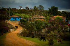 Λίγη εκκλησία από Capivari, περιοχή Serro, Minas Gerais στοκ φωτογραφία με δικαίωμα ελεύθερης χρήσης Λίγη εκκλησία από Capivari, περιοχή Serro, Minas Gerais στοκ φωτογραφία με δικαίωμα ελεύθερης χρήσης