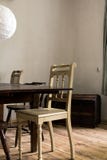 λεπτομέρειες του εσωτερικού μιας τραπεζαρίας ενός παλαιού εξοχικού σπιτιού στοκ φωτογραφία με δικαίωμα ελεύθερης χρήσης λεπτομέρειες του εσωτερικού μιας τραπεζαρίας ενός παλαιού εξοχικού σπιτιού στοκ φωτογραφία με δικαίωμα ελεύθερης χρήσης