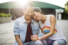 Λεσβιακή έννοια ευτυχίας στιγμών ζεύγους LGBT στοκ φωτογραφία με δικαίωμα ελεύθερης χρήσης Λεσβιακή έννοια ευτυχίας στιγμών ζεύγους LGBT στοκ φωτογραφία με δικαίωμα ελεύθερης χρήσης