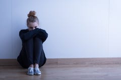 Λυπημένη γυναίκα με την κατάθλιψη