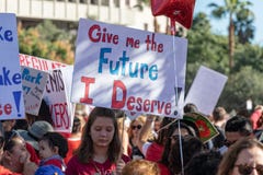 Μάρτιος για την εκπαίδευση Λος Άντζελες στοκ φωτογραφία με δικαίωμα ελεύθερης χρήσης Μάρτιος για την εκπαίδευση Λος Άντζελες στοκ φωτογραφία με δικαίωμα ελεύθερης χρήσης