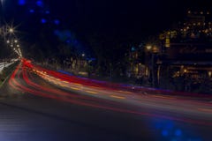 Μέριντα-yucatan-Μάιος-2018:; Οδός και εστιατόριο που φωτίζονται από τα φω'τα των αυτοκινήτων στοκ εικόνες Μέριντα-yucatan-Μάιος-2018:; Οδός και εστιατόριο που φωτίζονται από τα φω'τα των αυτοκινήτων στοκ εικόνες