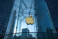 Μαγαζί λιανικής πώλησης της Apple στο lujiazui της Σαγκάη στοκ φωτογραφία Μαγαζί λιανικής πώλησης της Apple στο lujiazui της Σαγκάη στοκ φωτογραφία