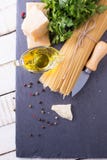 μαγειρεύοντας συστατικά ιταλικά τροφίμων στοκ φωτογραφίες μαγειρεύοντας συστατικά ιταλικά τροφίμων στοκ φωτογραφίες