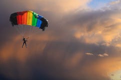 Με βεβαιότητα και θαρραλέα κίνηση προς το στόχο παρά οποιαδήποτε εμπόδια στοκ φωτογραφίες με δικαίωμα ελεύθερης χρήσης Με βεβαιότητα και θαρραλέα κίνηση προς το στόχο παρά οποιαδήποτε εμπόδια στοκ φωτογραφίες με δικαίωμα ελεύθερης χρήσης