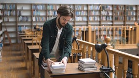 Μελέτη της διαδικασίας στη βιβλιοθήκη φιλμ μικρού μήκους Μελέτη της διαδικασίας στη βιβλιοθήκη φιλμ μικρού μήκους