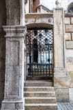 Μεσαιωνικό κάστρο Wawel σύνθετο στην Κρακοβία στοκ φωτογραφία με δικαίωμα ελεύθερης χρήσης Μεσαιωνικό κάστρο Wawel σύνθετο στην Κρακοβία στοκ φωτογραφία με δικαίωμα ελεύθερης χρήσης