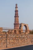 Μιναρές Minar Qutub στο Δελχί, Indi στοκ εικόνες Μιναρές Minar Qutub στο Δελχί, Indi στοκ εικόνες
