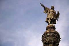 Μνημείο του Christopher Columbus στο λιμένα της Βαρκελώνης στοκ εικόνα με δικαίωμα ελεύθερης χρήσης Μνημείο του Christopher Columbus στο λιμένα της Βαρκελώνης στοκ εικόνα με δικαίωμα ελεύθερης χρήσης
