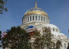 Μοναστήρι υπόθεσης Tikhvin, ρωσικός ένας ορθόδοξος, Tihvin, περιοχή Αγίου Πετρούπολη, της Ρωσίας στοκ φωτογραφίες Μοναστήρι υπόθεσης Tikhvin, ρωσικός ένας ορθόδοξος, Tihvin, περιοχή Αγίου Πετρούπολη, της Ρωσίας στοκ φωτογραφίες
