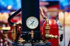 ΜΟΣΧΑ - 9 ΜΑΡΤΊΟΥ 2018: Αγγλική παλαιά αντλία πυρκαγιάς ατμού στην έκθεση στοκ φωτογραφία με δικαίωμα ελεύθερης χρήσης ΜΟΣΧΑ - 9 ΜΑΡΤΊΟΥ 2018: Αγγλική παλαιά αντλία πυρκαγιάς ατμού στην έκθεση στοκ φωτογραφία με δικαίωμα ελεύθερης χρήσης