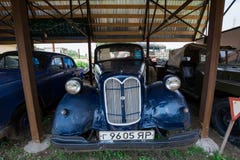 Μουσείο των αναδρομικών αυτοκινήτων: Opel έξοχα 6 στοκ φωτογραφία με δικαίωμα ελεύθερης χρήσης Μουσείο των αναδρομικών αυτοκινήτων: Opel έξοχα 6 στοκ φωτογραφία με δικαίωμα ελεύθερης χρήσης