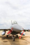 ΜΠΑΝΓΚΟΚ, ΤΑΪΛΑΝΔΗ - 30 ΙΟΥΝΊΟΥ: Το F-16 της βασιλικής ταϊλανδικής Πολεμικής Αεροπορίας παρουσιάζει φεστιβάλ στοκ εικόνες ΜΠΑΝΓΚΟΚ, ΤΑΪΛΑΝΔΗ - 30 ΙΟΥΝΊΟΥ: Το F-16 της βασιλικής ταϊλανδικής Πολεμικής Αεροπορίας παρουσιάζει φεστιβάλ στοκ εικόνες