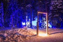 ΜΥΣΤΗΡΙΟ ΔΑΣΟΣ ΣΕ LENZERHEIDE, SWITZERLNAD ΕΛΑΦΡΥΣ ΠΑΡΟΥΣΙΑΣΤΕ ΣΤΟ ΧΕΙΜΕΡΙΝΟ ΤΟΠΙΟ στοκ φωτογραφίες ΜΥΣΤΗΡΙΟ ΔΑΣΟΣ ΣΕ LENZERHEIDE, SWITZERLNAD ΕΛΑΦΡΥΣ ΠΑΡΟΥΣΙΑΣΤΕ ΣΤΟ ΧΕΙΜΕΡΙΝΟ ΤΟΠΙΟ στοκ φωτογραφίες