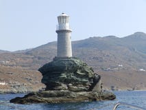 μόνη θάλασσα φάρων στοκ φωτογραφίες με δικαίωμα ελεύθερης χρήσης μόνη θάλασσα φάρων στοκ φωτογραφίες με δικαίωμα ελεύθερης χρήσης