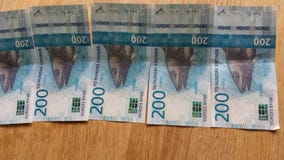 Νέα έκδοση του 2017 του νορβηγικού νομίσματος χρημάτων εγγράφου 200 κορωνών Στοκ Εικόνα Νέα έκδοση του 2017 του νορβηγικού νομίσματος χρημάτων εγγράφου 200 κορωνών Στοκ Εικόνα