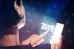 Νέο έτος του 2019 στην υψηλή τεχνολογία στοκ φωτογραφία με δικαίωμα ελεύθερης χρήσης Νέο έτος του 2019 στην υψηλή τεχνολογία στοκ φωτογραφία με δικαίωμα ελεύθερης χρήσης